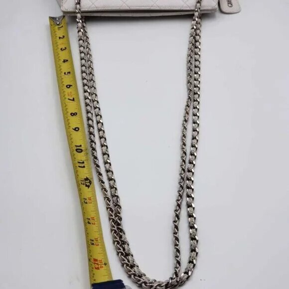 CHANEL Quilted Matelasse CC Logo Caviar Skin Chain Shoulder Bag - Picture 8 of 16